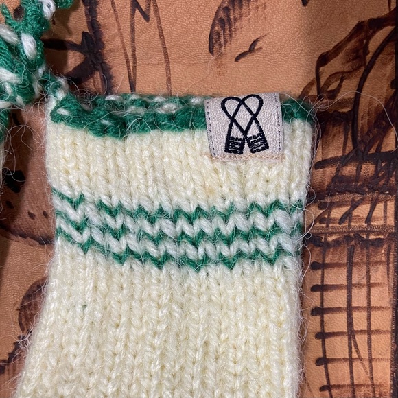 Handmade women wool knitted cream, blue, green slippers. Size S. NWT. - Picture 4 of 6